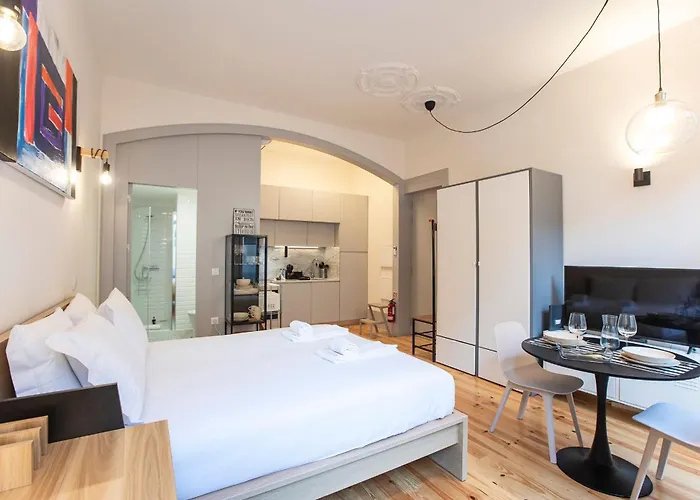 Modern Retro Downtown By Lovelystay Lejlighed *