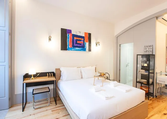 Modern Retro Downtown By Lovelystay Lägenhet Oporto