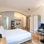 Modern Retro Downtown By Lovelystay Apartamento *