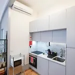 Apartamento Modern Retro Downtown By Lovelystay