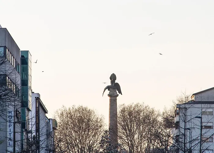 Modern Retro Downtown By Lovelystay شقة *