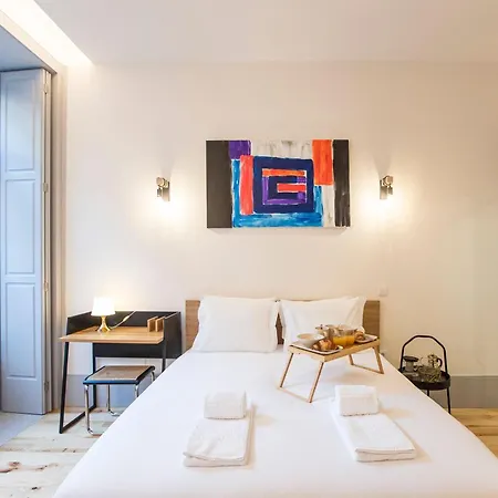 Modern Retro Downtown By Lovelystay *